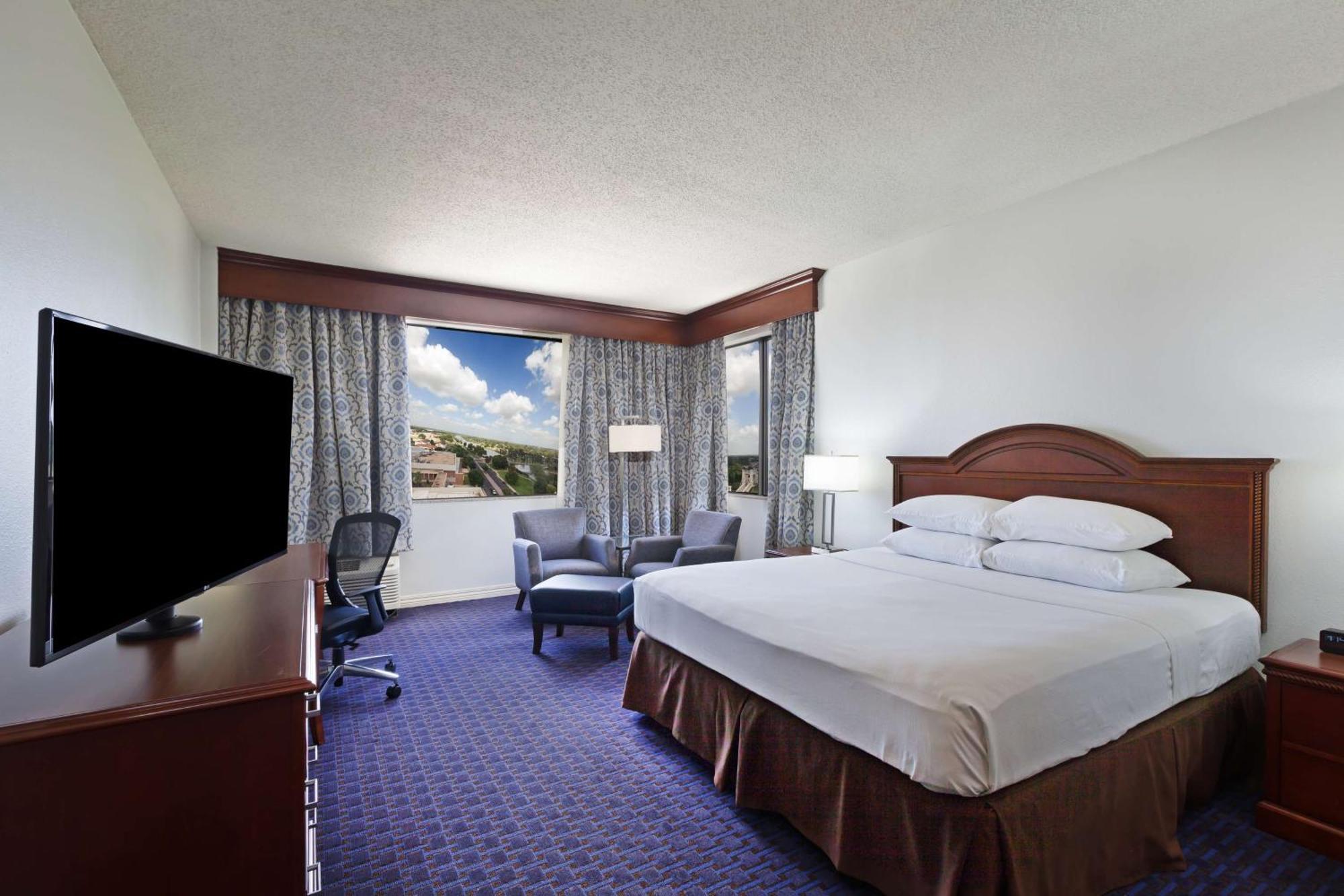 Hotel Hilton Waco Exterior foto